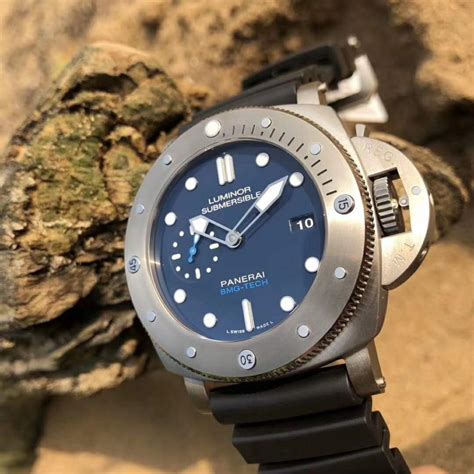 panerai luminor submersible ceramica replica|Panerai alternatives.